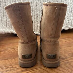 UGG classic light brown winter boots